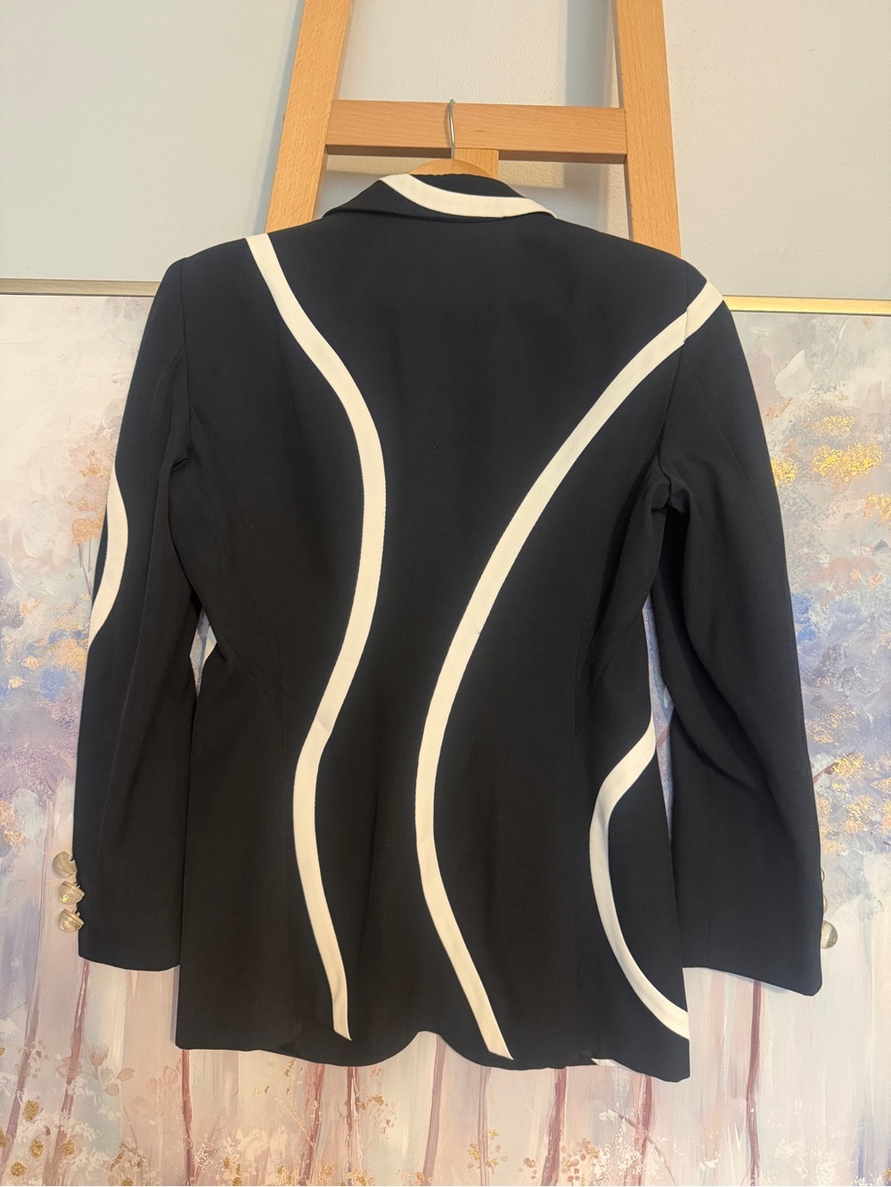 Moschino Black Blazer with White Wavy Trim - Picture 3 of 7